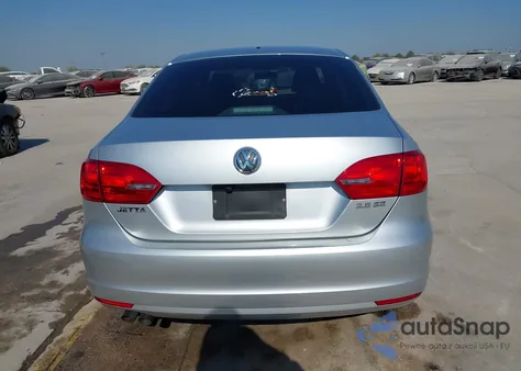 2013 Volkswagen Jetta 2.5L Se from USA, damaged, VIN 3VWDP7AJ1DM405149
